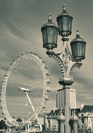 Черно-бели /монохромни/ VINTAGE CITY