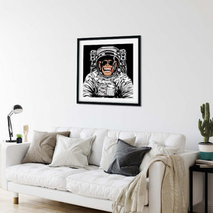 Животински свят MONKEY COSMONAUT